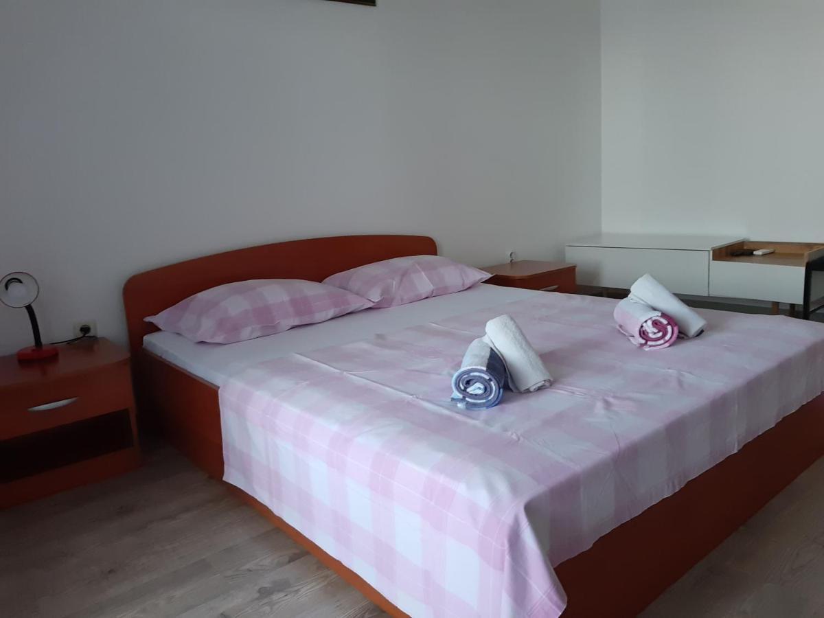 Apartments Davor Ceko Jesenice  Exterior foto